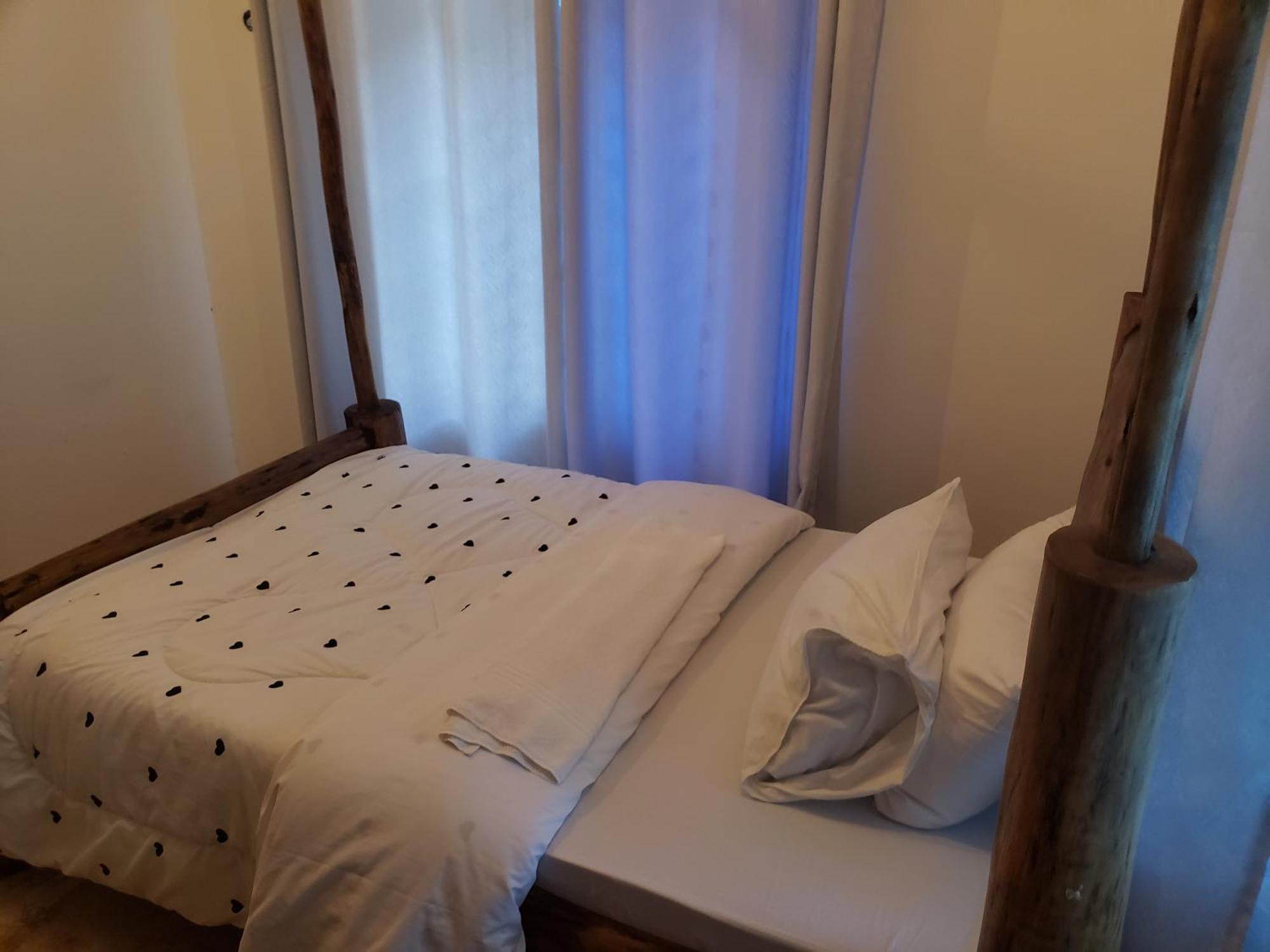 Kwa Mama Village Beach Resort ダル・エス・サラーム エクステリア 写真